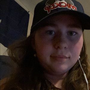 Meet your Posher, Katelyn